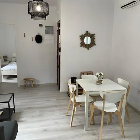 àtico Lumineux à 10 Min Du Centre Apartamento L'Hospitalet de Llobregat